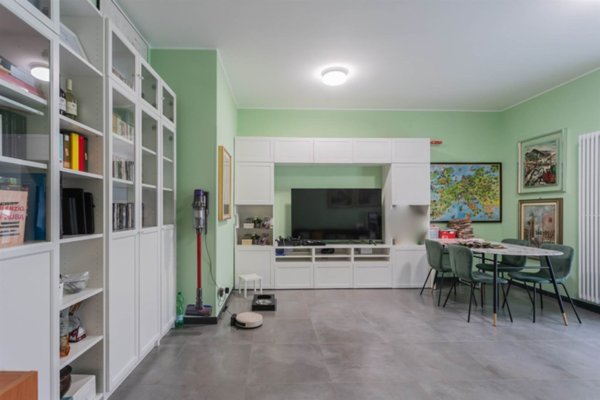 appartamento in vendita a Milano in zona Gorla