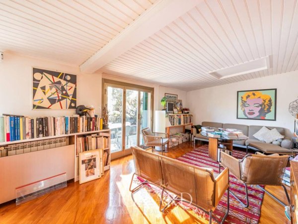 appartamento in vendita a Milano in zona Isola