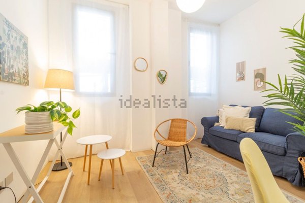 appartamento in vendita a Milano in zona Vigentino