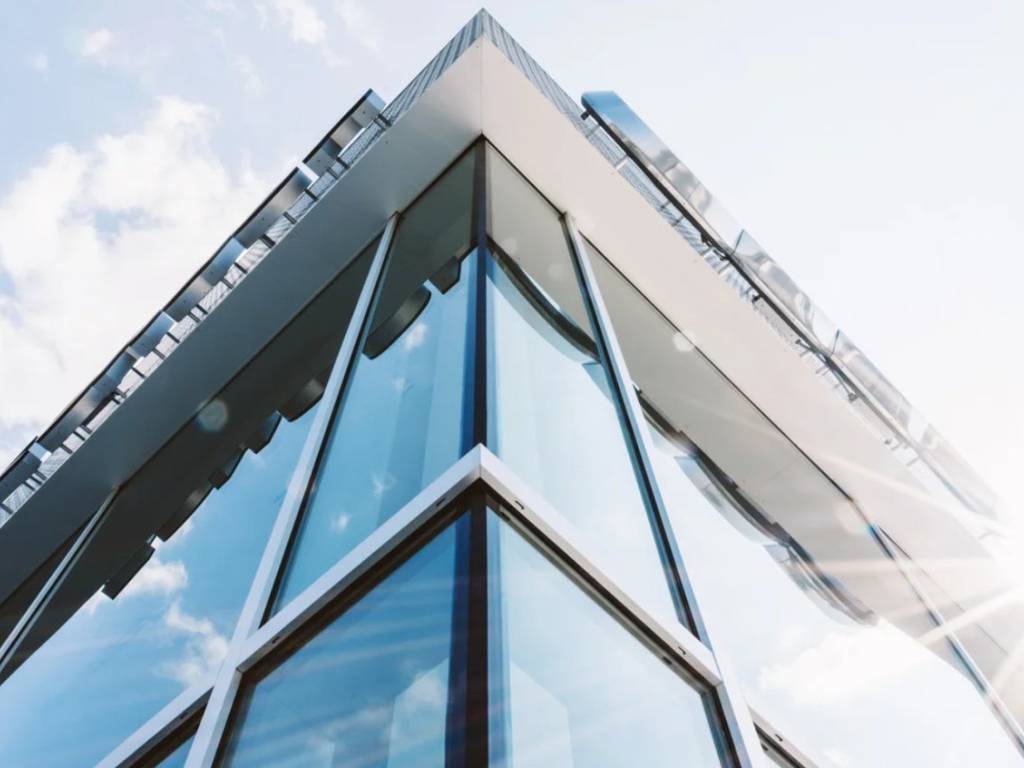 intera palazzina in vendita a Milano in zona Centro Direzionale