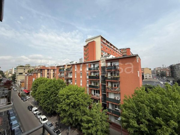 appartamento in vendita a Milano in zona Forlanini