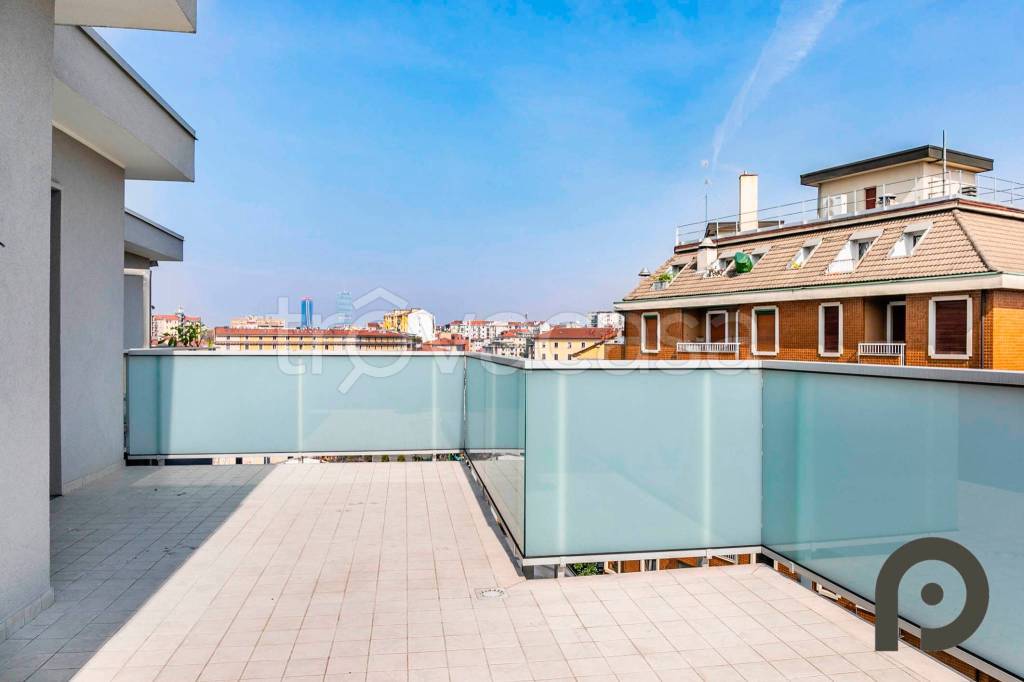 appartamento in vendita a Milano in zona Porta Genova