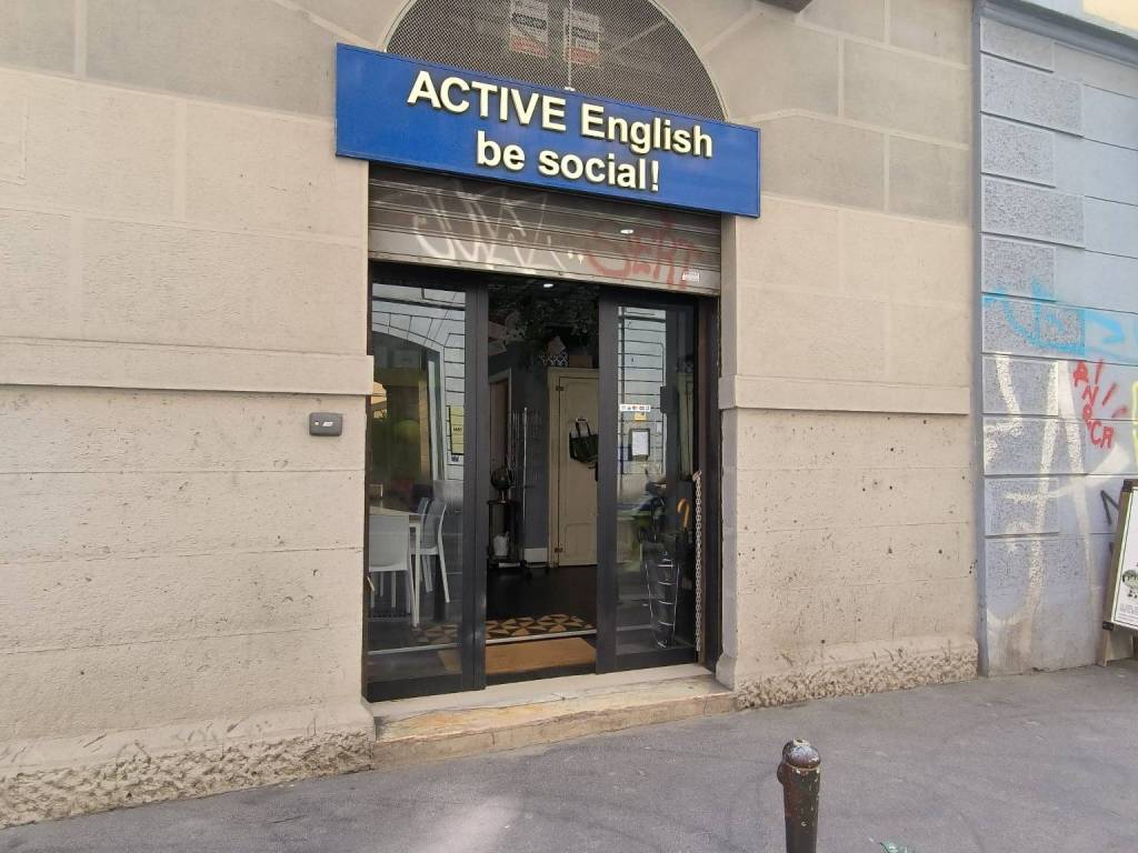 negozio in vendita a Milano in zona Isola