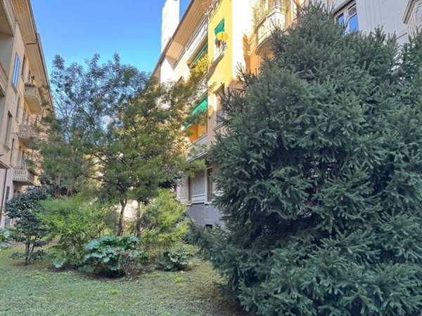 appartamento in vendita a Milano in zona Solari