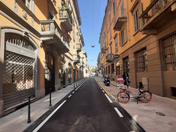 appartamento in vendita a Milano in zona Guastalla