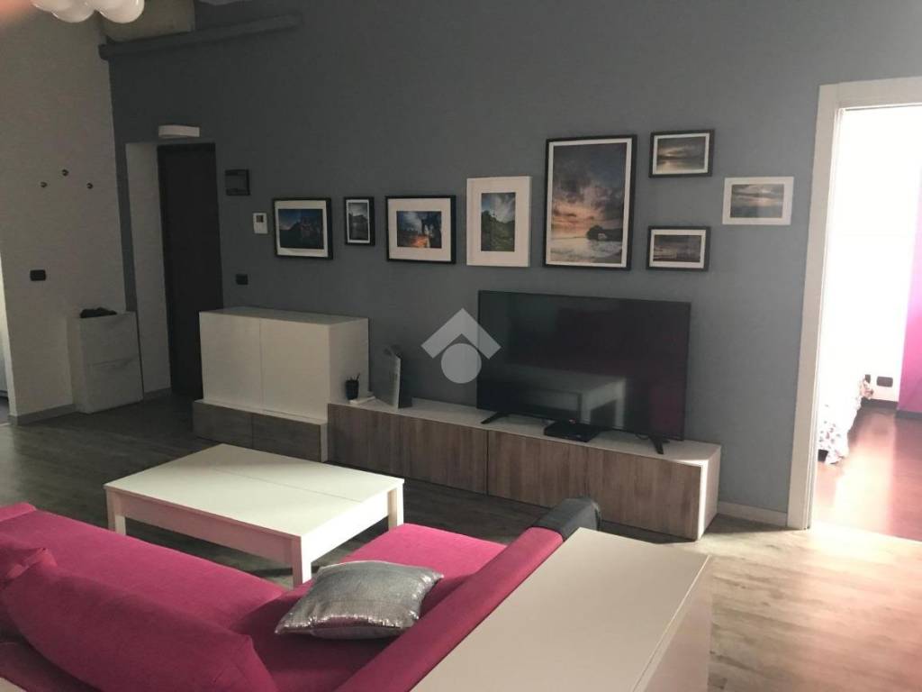 appartamento in vendita a Milano in zona Chiesa Rossa
