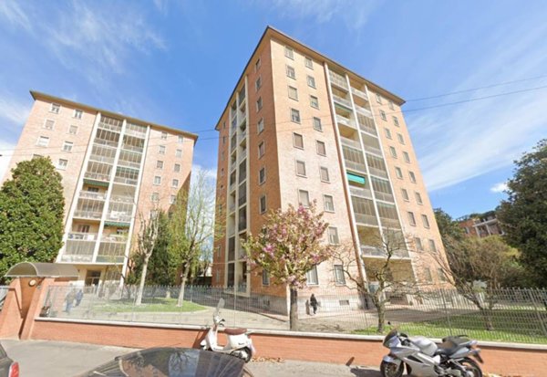 appartamento in vendita a Milano in zona Famagosta
