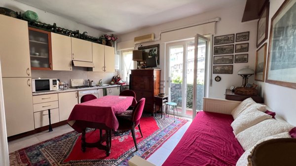 appartamento in vendita a Milano in zona Corvetto