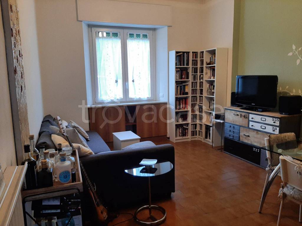 appartamento in vendita a Milano in zona Porta Vittoria