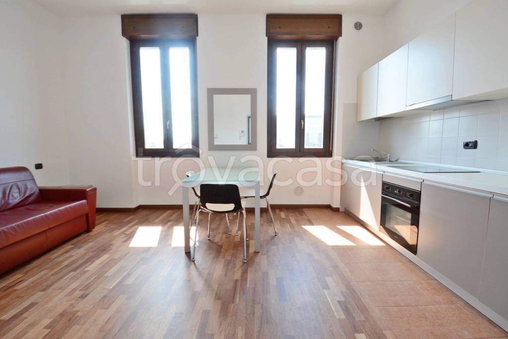 appartamento in vendita a Milano in zona Corvetto