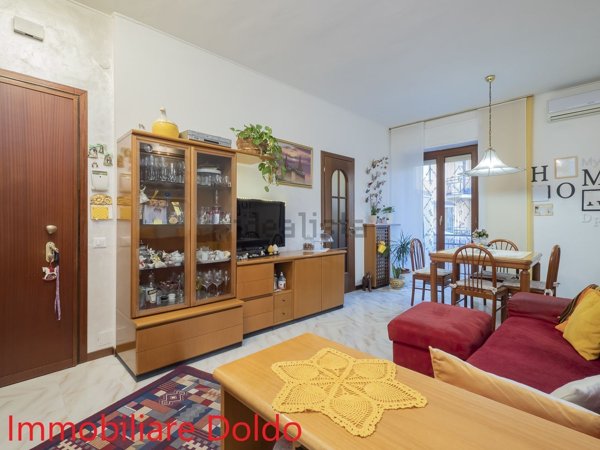 appartamento in vendita a Milano in zona Piazzale Lodi