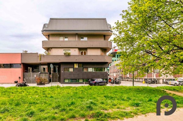 appartamento in vendita a Milano in zona Bocconi