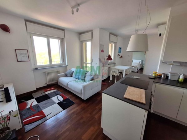 appartamento in vendita a Milano in zona Restocco Maroni