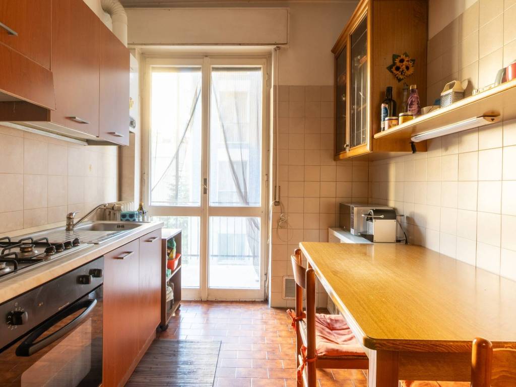 appartamento in vendita a Milano in zona Porta Genova