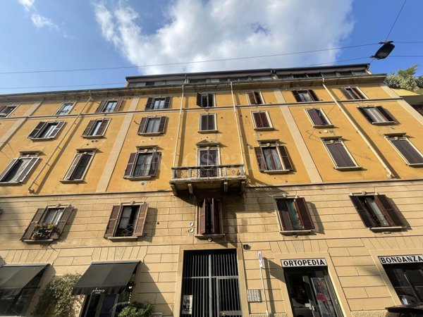 appartamento in vendita a Milano in zona Cinque Giornate