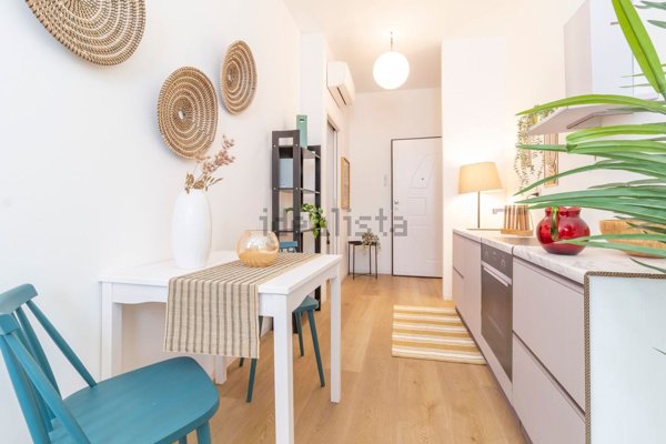 appartamento in vendita a Milano in zona Vigentino