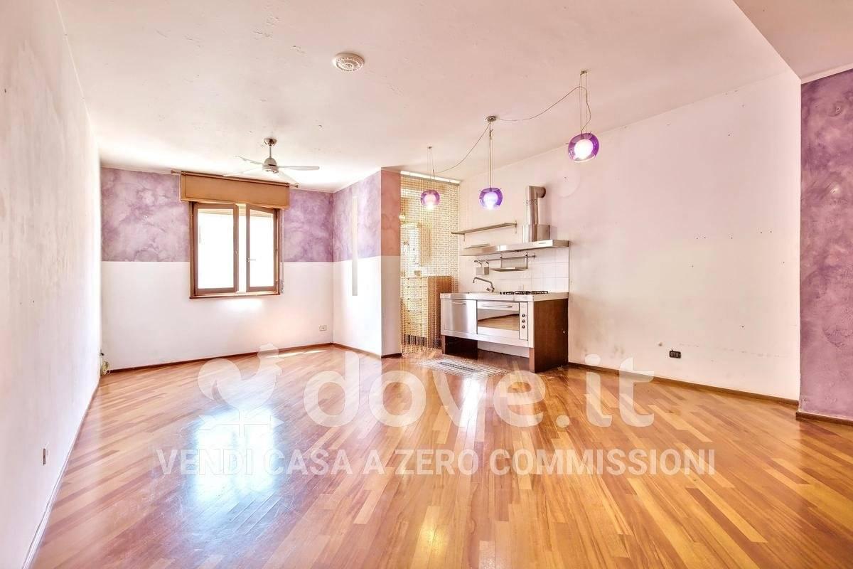 appartamento in vendita a Milano in zona Gorla