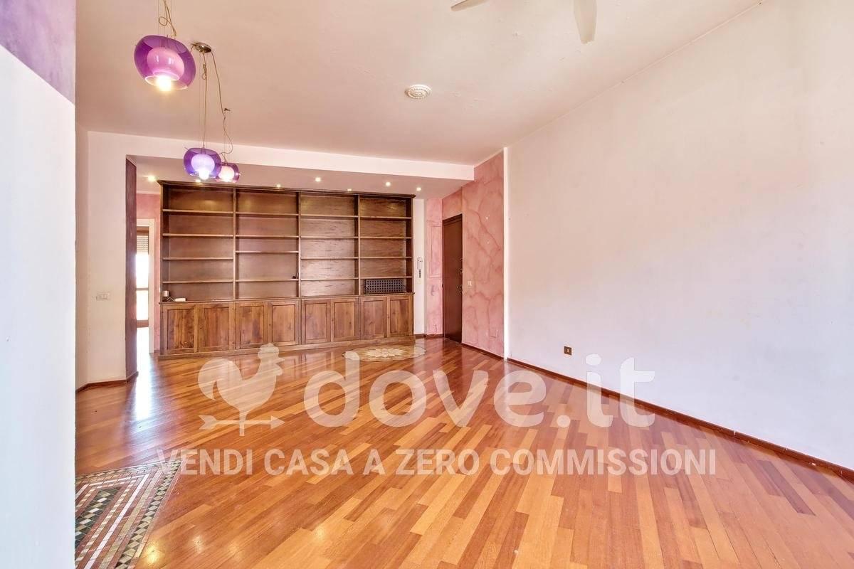 appartamento in vendita a Milano in zona Gorla