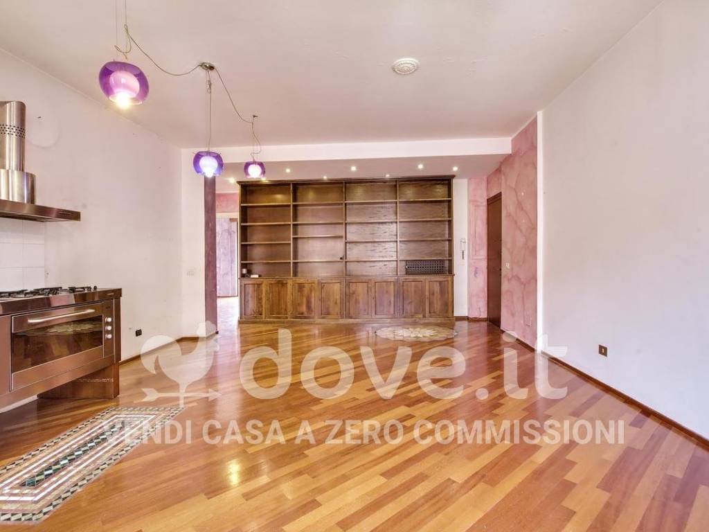 appartamento in vendita a Milano in zona Gorla