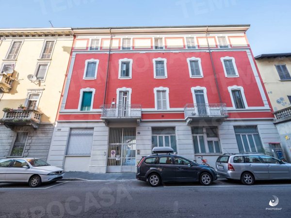 appartamento in vendita a Milano in zona Vigentino