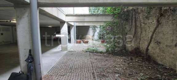 appartamento in vendita a Milano in zona Niguarda