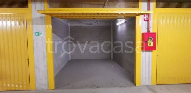 appartamento in vendita a Milano in zona Dergano