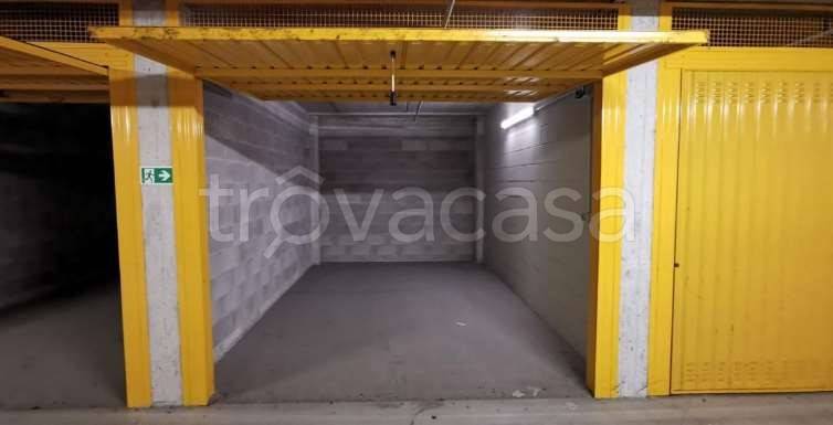 appartamento in vendita a Milano in zona Dergano