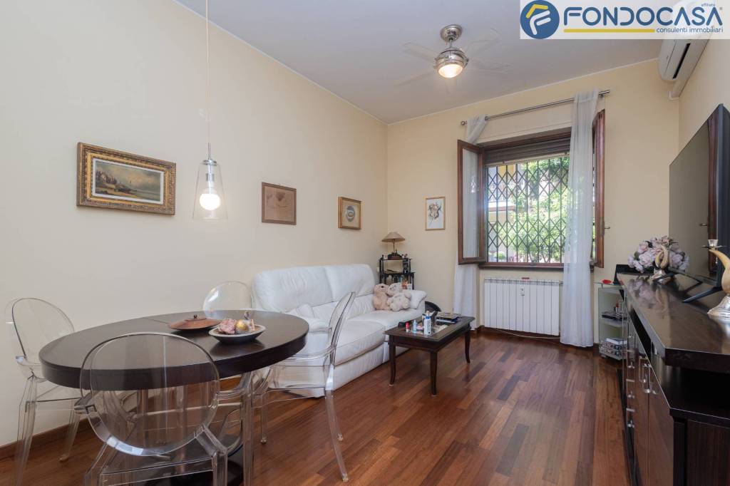 appartamento in vendita a Milano in zona Chiesa Rossa