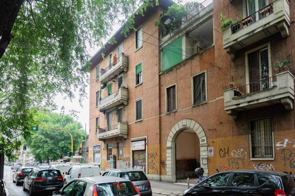 appartamento in vendita a Milano in zona Cagnola