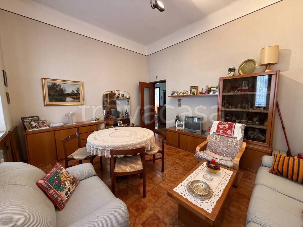 appartamento in vendita a Milano in zona Greco