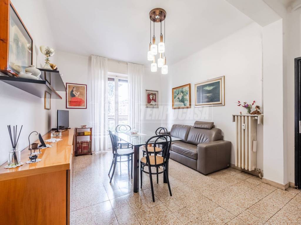 appartamento in vendita a Milano in zona Vigentino