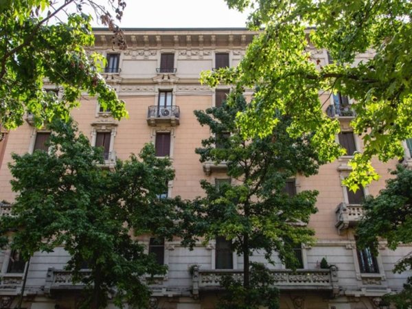 appartamento in vendita a Milano in zona Isola