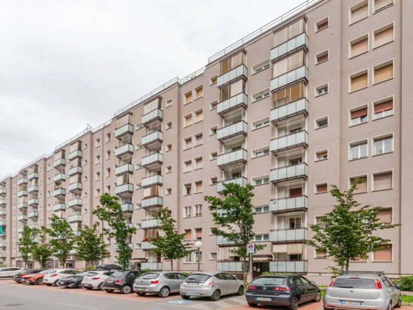 appartamento in vendita a Milano in zona Quarto Oggiaro