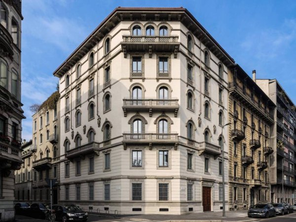 appartamento in vendita a Milano in zona Guastalla