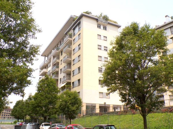 appartamento in vendita a Milano in zona Ponte Lambro