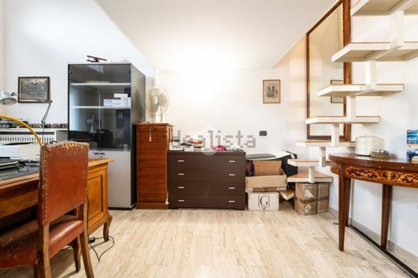 appartamento in vendita a Milano in zona Stadera