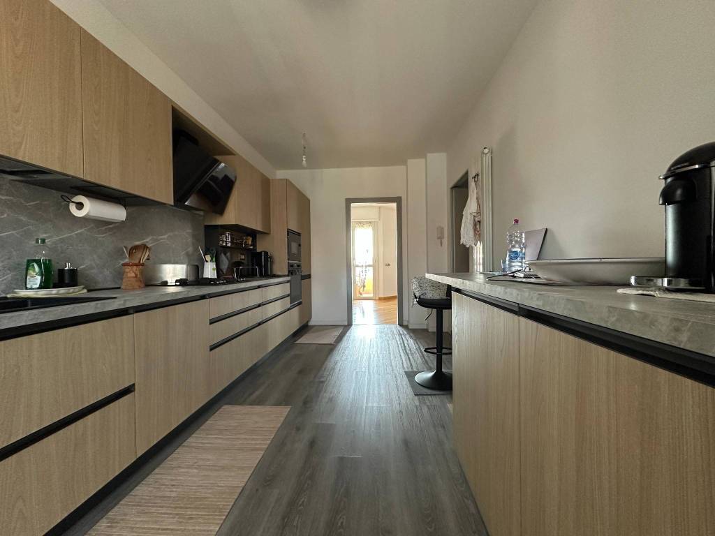 appartamento in vendita a Milano in zona Gratosoglio