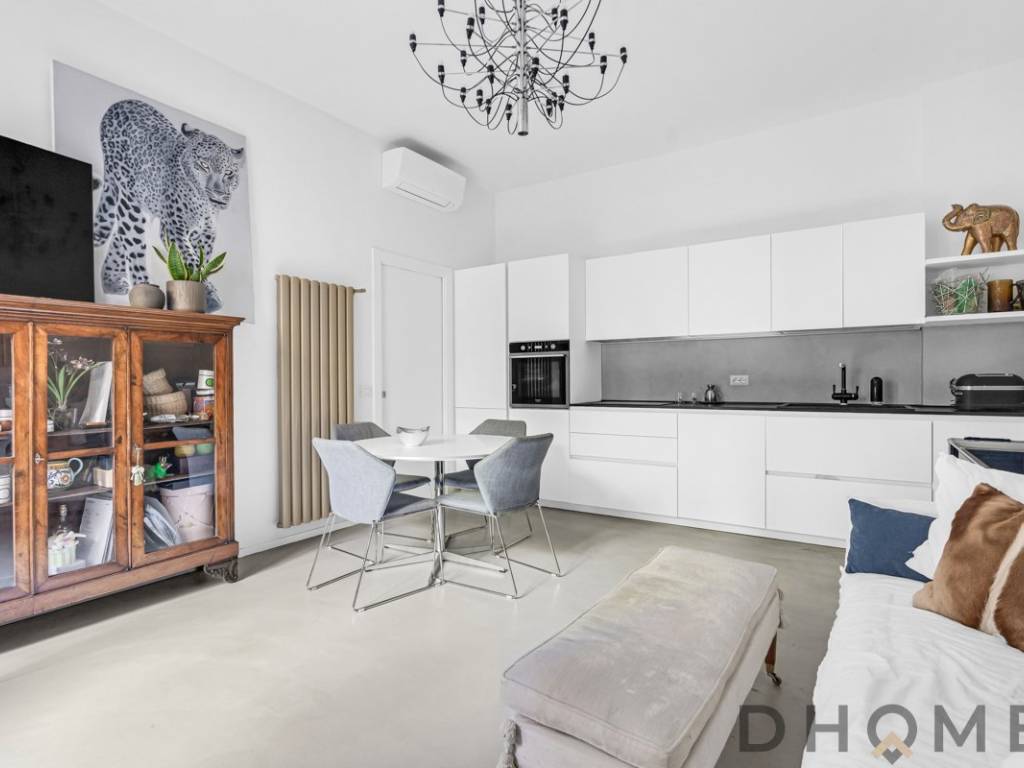 appartamento in vendita a Milano in zona Isola