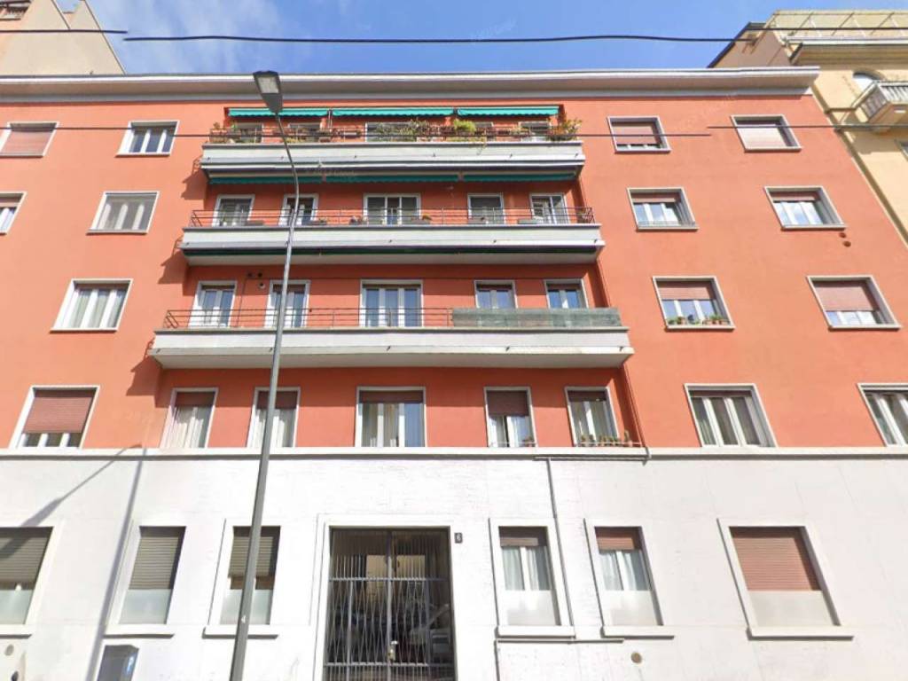 appartamento in vendita a Milano in zona Porta Vittoria