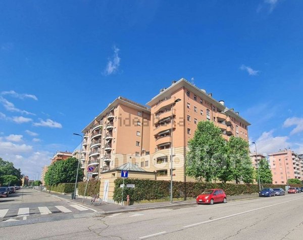 appartamento in vendita a Milano in zona Rogoredo