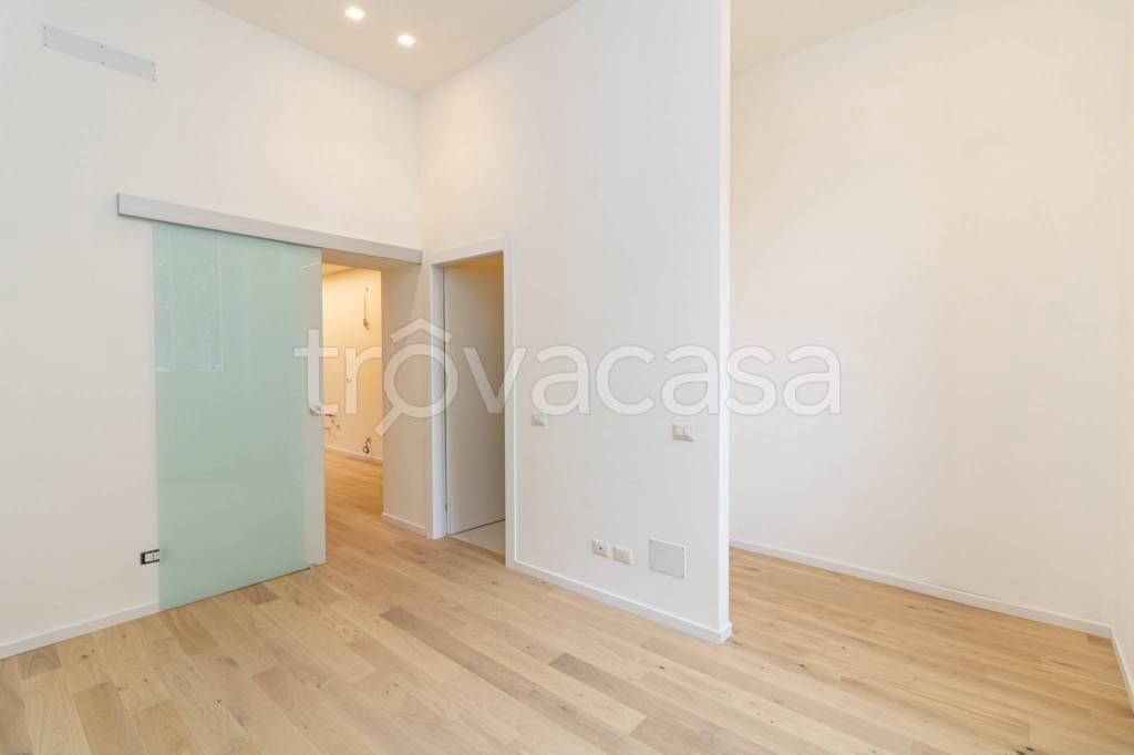 appartamento in vendita a Milano in zona Loreto