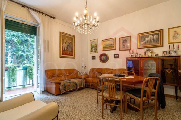 appartamento in vendita a Milano in zona Lorenteggio