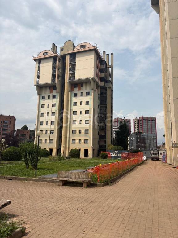 appartamento in vendita a Milano in zona Ronchetto sul Naviglio