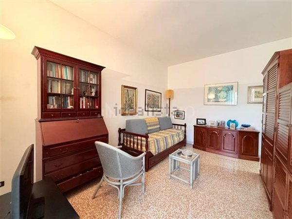appartamento in vendita a Milano in zona Vigentino