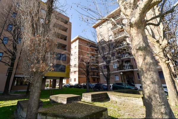 appartamento in vendita a Milano in zona Gorla