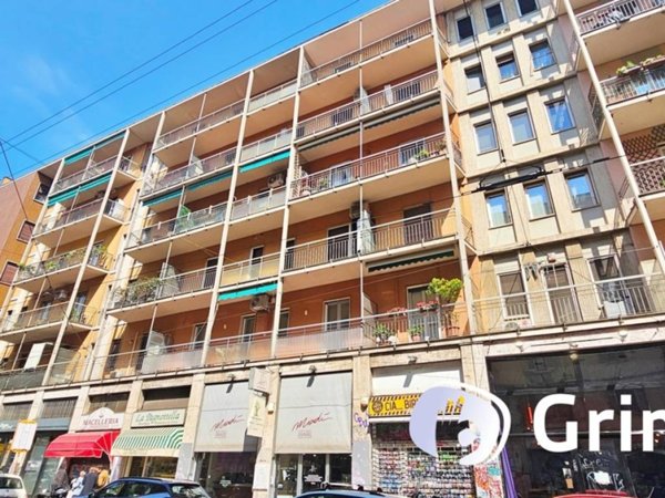 negozio in vendita a Milano in zona Porta Genova