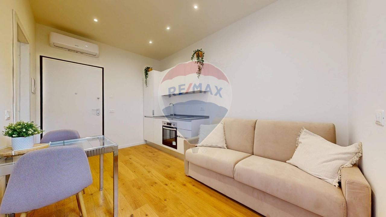 appartamento in vendita a Milano in zona Isola