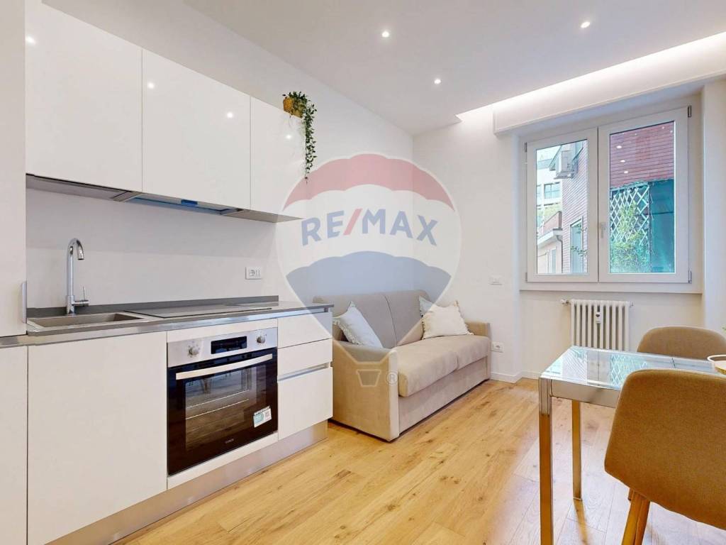 appartamento in vendita a Milano in zona Porta Garibaldi