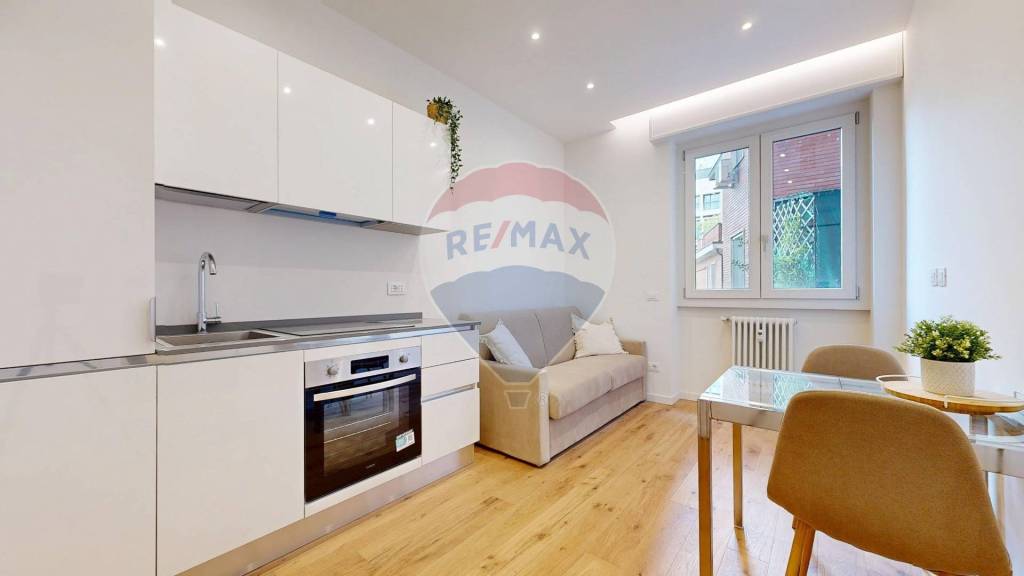 appartamento in vendita a Milano in zona Porta Garibaldi