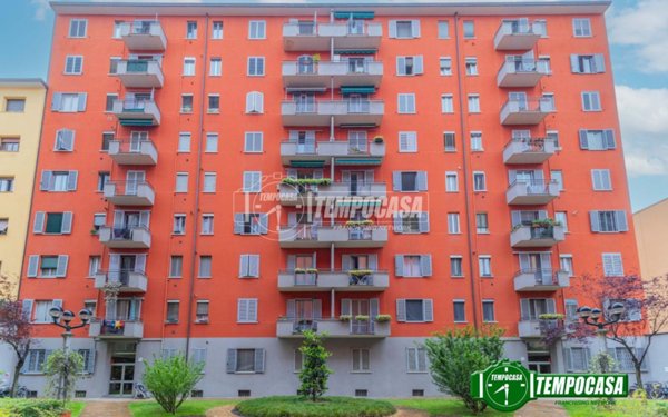 appartamento in vendita a Milano in zona Montalbino